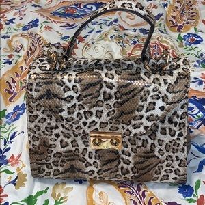 Leopard purse